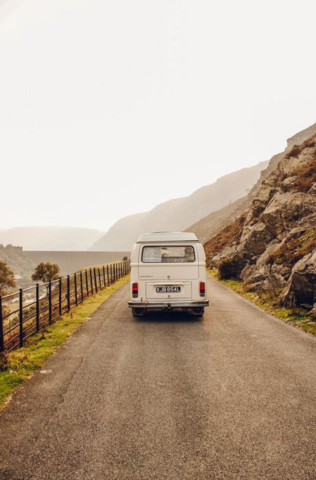 Traveling picture